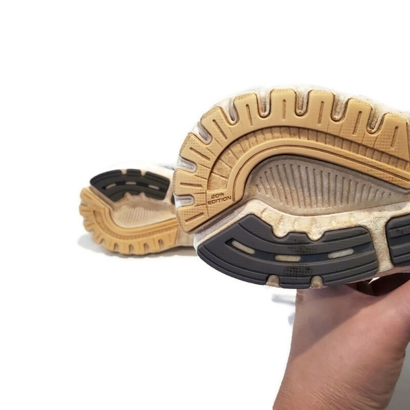 Brooks Adrenaline GTS 20 Running Sneakers Size 10 WIDE Style 1202961D073 - Picture 11 of 16